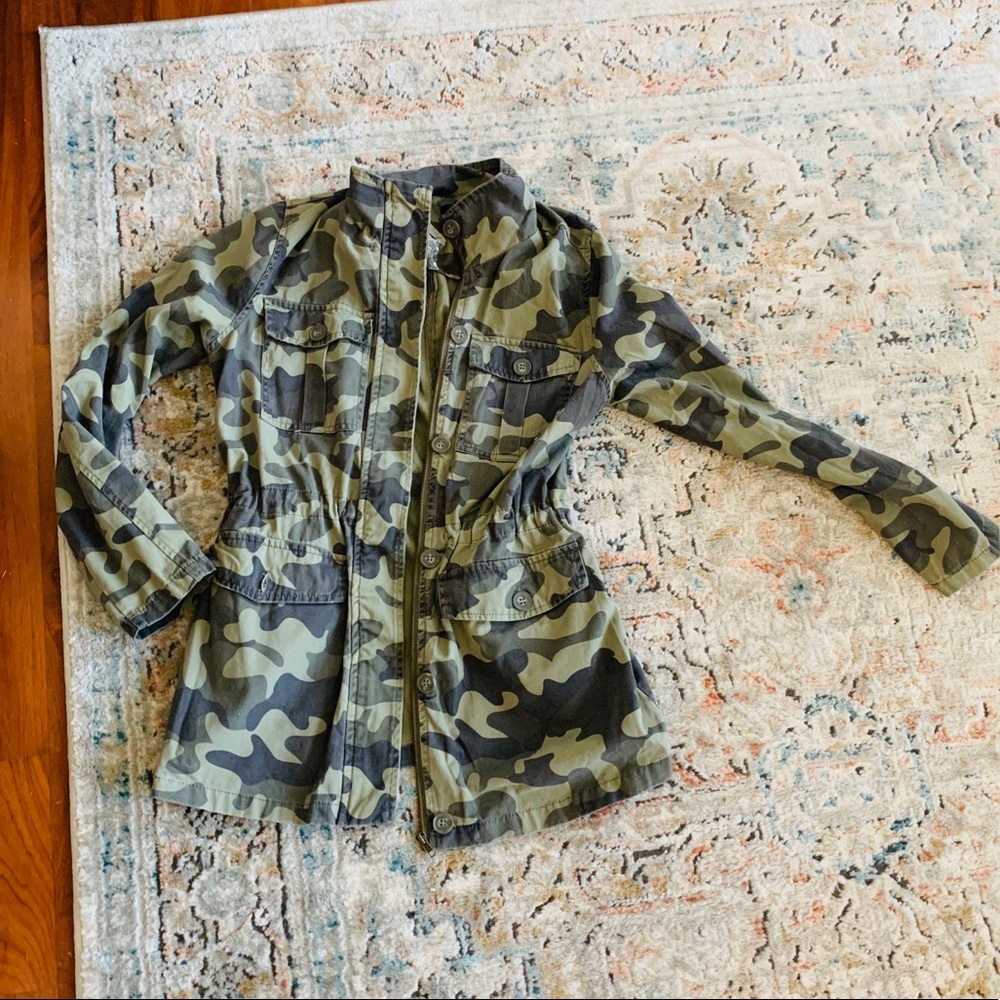NWT Francescas camo jacket sz M